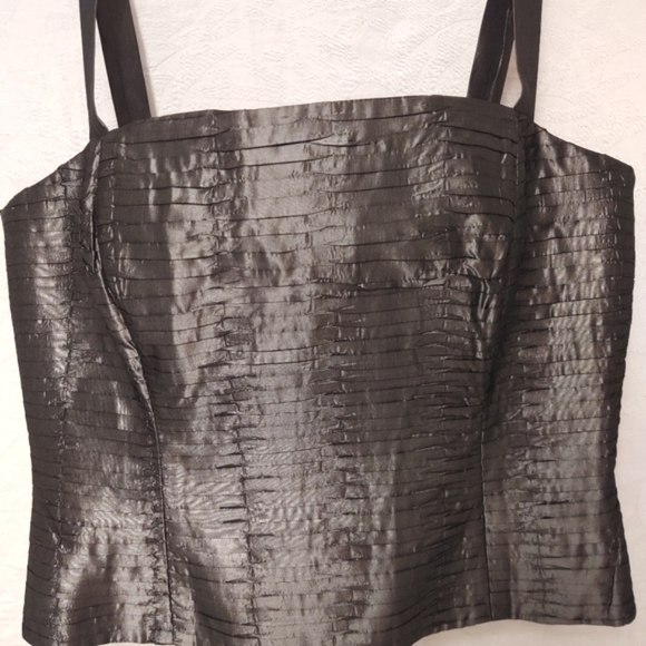 NWT LOFT METALLIC TOP. - Picture 8 of 9